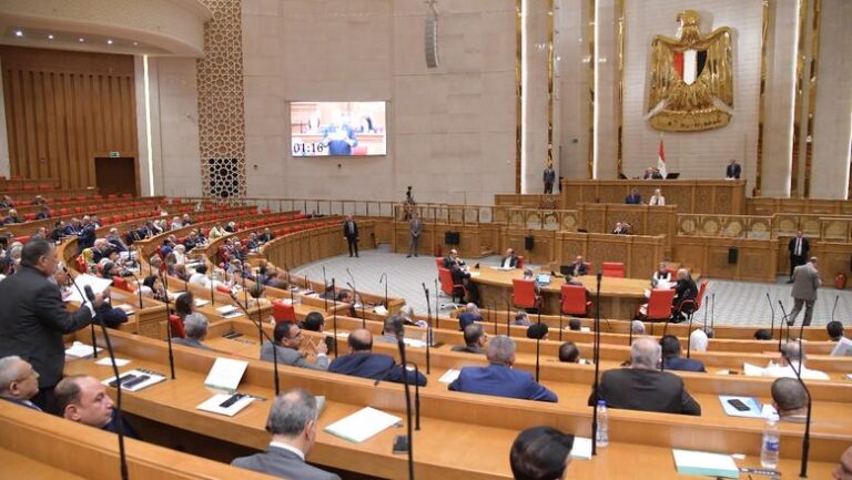 مبررات الرافضين لتعديل قانون فصل الموظفين بسبب “تحليل المخدرات” تواجه سجالا تحت القبة