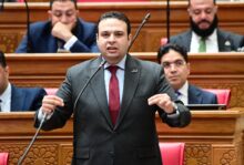 منعم امام