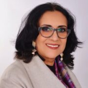 منى شماخ