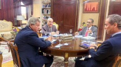 ضياء رشوان وزير الدولة للاعلام يترأس اجتماع ضم رؤساء الهيئة الاعلامية الثلاث أحمد المسلماني وخالد عبد العزيز وعبد الصادق الشوربجي