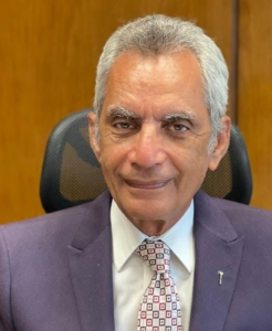 مستشار هاني حنا وزير شئون المجالس النيابية