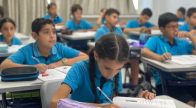 «التعليم» تحسم الجدل بشأن إلغاء التقييمات الأسبوعية لطلاب المدارس.. تفاصيل القرار