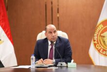تعديلات قانون النقابات العمالية على طاولة الحوار.. وأزمات مستمرة في «مصر العامرية» وماسبيرو