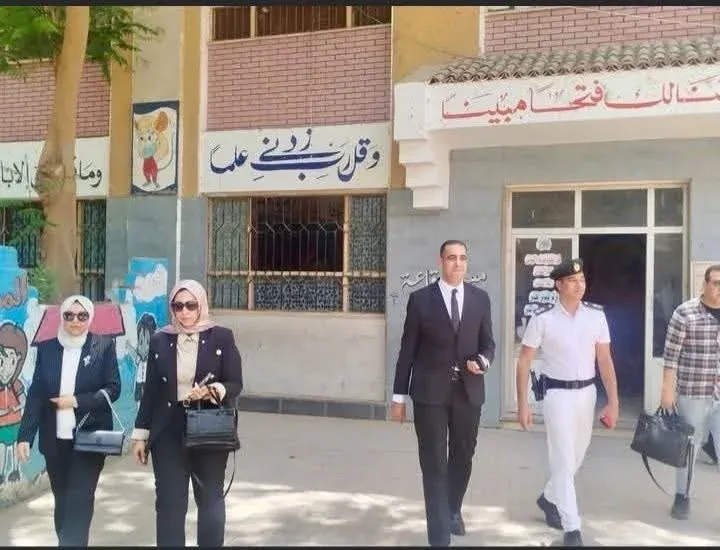 خاص| النيابة الإدارية تحقق في واقعة هجوم ملثم بسلاح أبيض على عضو متابعة بوزارة التعليم داخل مدرسة بالسلام