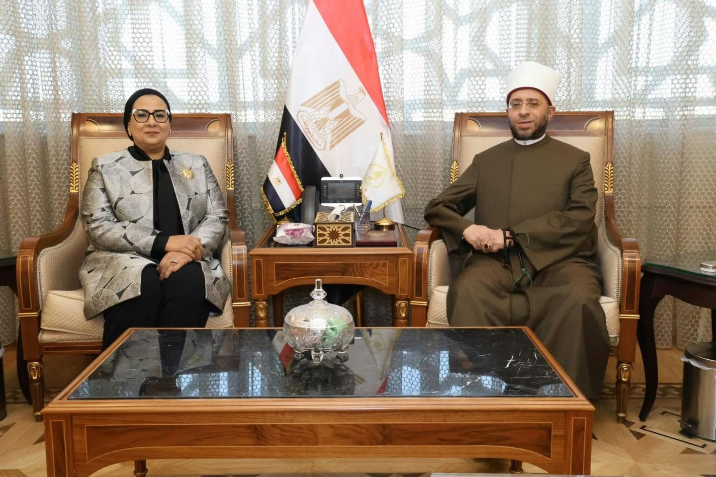القومي للمرأة والأوقاف يبحثان تعزيز التعاون في التوعية المجتمعية ودعم قضايا المرأة والأسرة
