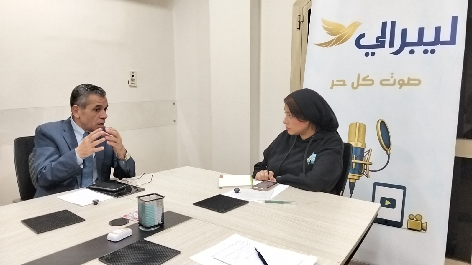 ندوة ليبرالي تناقش أزمة النقابات العمالية ومد الدورة النقابية